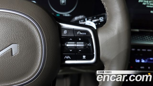 Kia Canival 2022 — photo 20