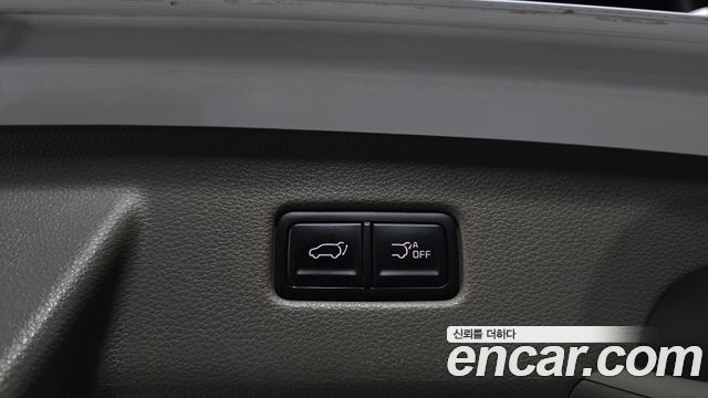 Kia Canival 2022 — photo 21