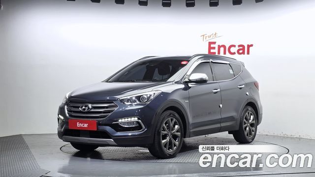 Hyundai Santafe 2017 — photo 1