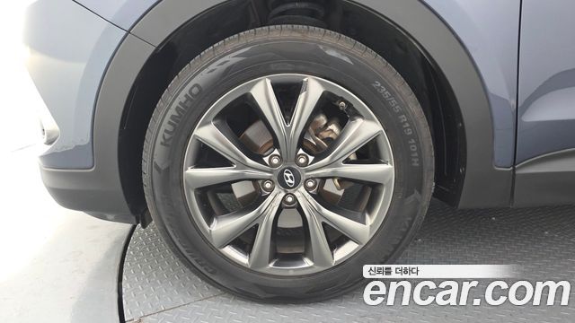 Hyundai Santafe 2017 — photo 5