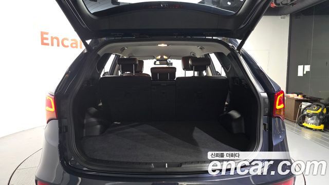 Hyundai Santafe 2017 — photo 26
