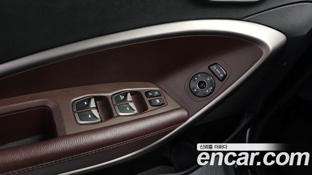 Hyundai Santafe 2017 — photo 29