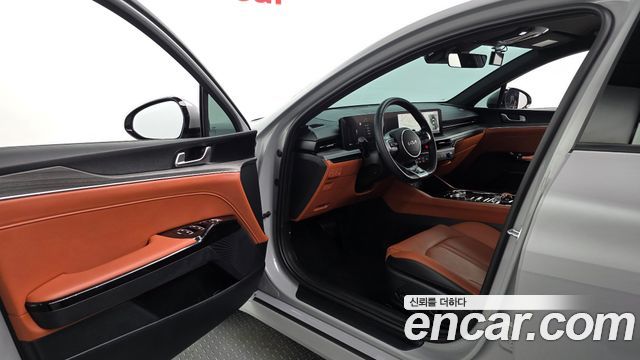 Kia K5 2024 — photo 13