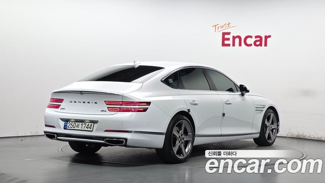 Genesis G80 2023 — photo 2