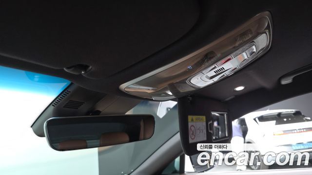 Genesis G80 2023 — photo 24