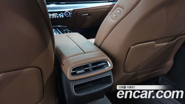 Genesis G80 2023 — photo 32