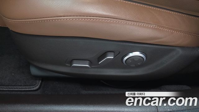 Genesis G80 2023 — photo 36