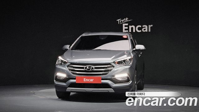 Hyundai Santafe 2018 — photo 3
