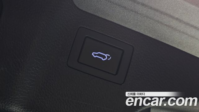 Hyundai Santafe 2018 — photo 20