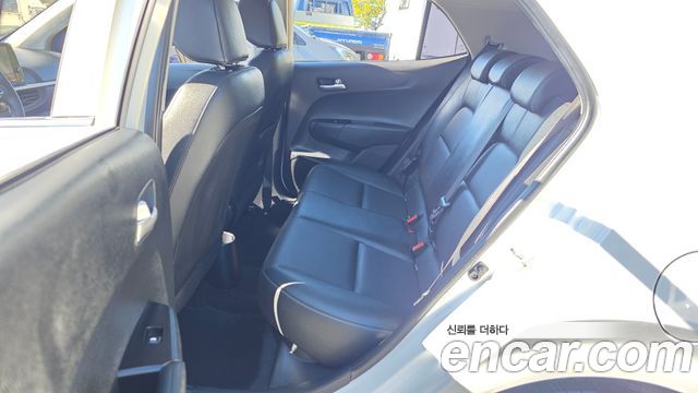 Kia morning 2023 — photo 17