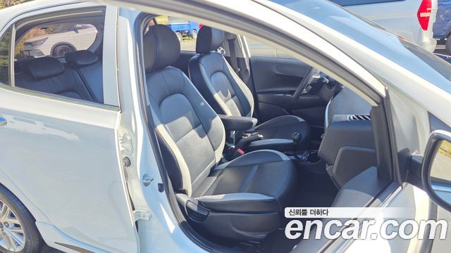 Kia morning 2023 — photo 16