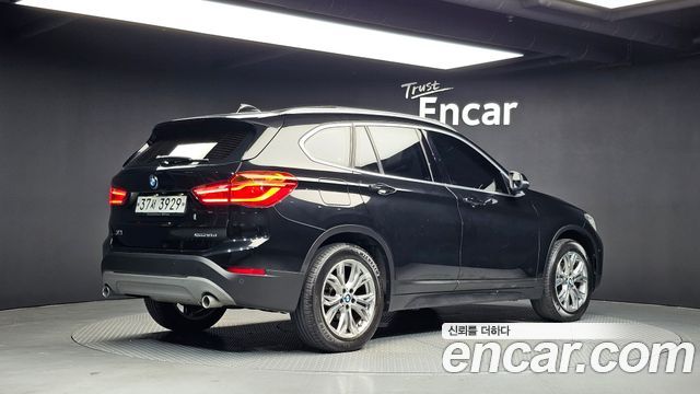 BMW X1 2018 — photo 2