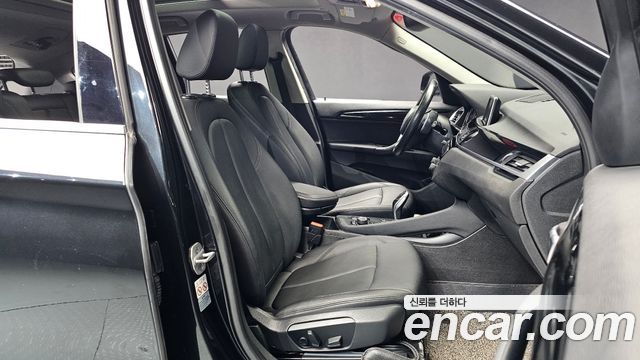 BMW X1 2018 — photo 12