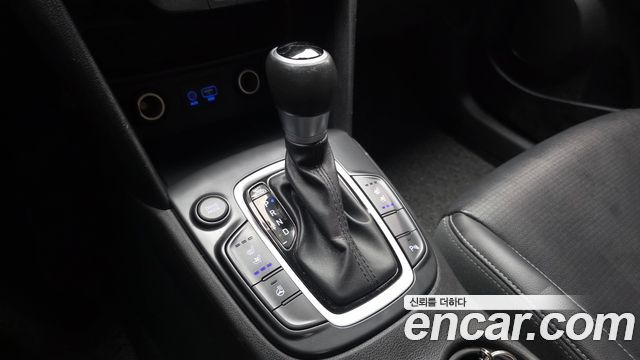 Hyundai Kona 2018 — photo 12