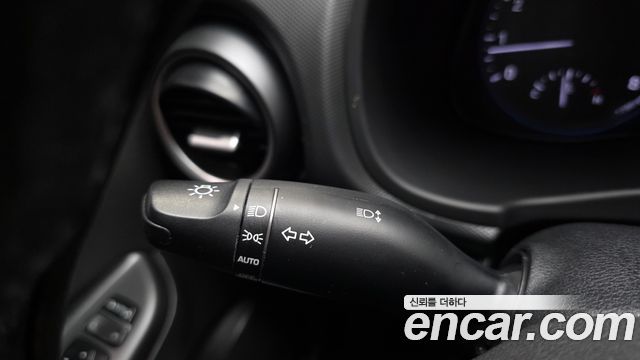 Hyundai Kona 2018 — photo 25