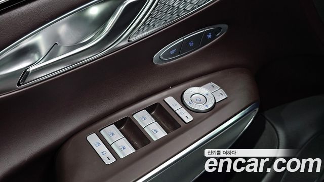 Genesis GV70 2024 — photo 22