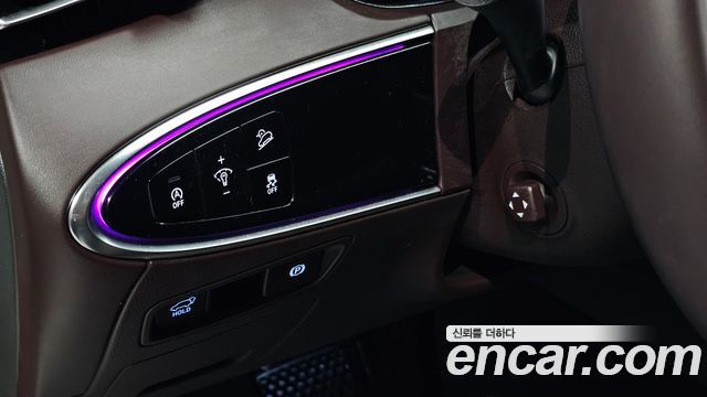 Genesis GV70 2024 — photo 23