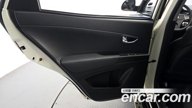 KG Mobility KORANDO 2013 — photo 15