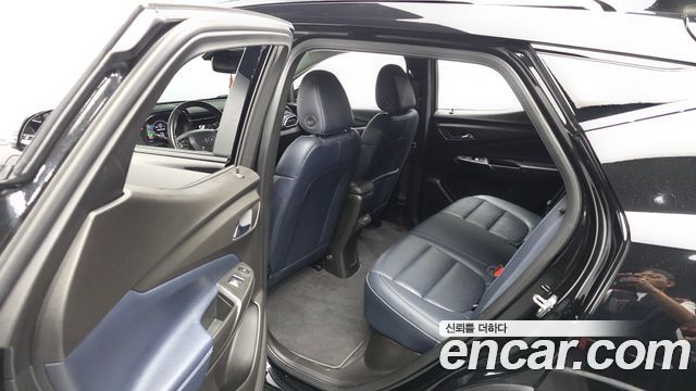 Chevrolet Korea 볼트 EUV 2022 — photo 16