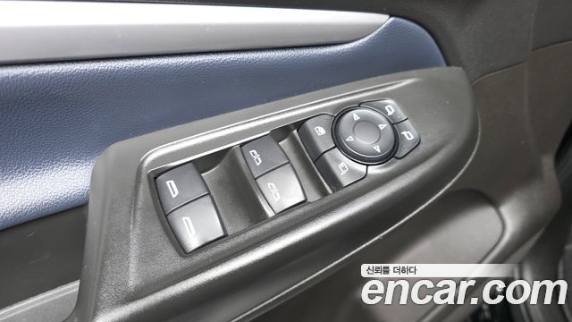 Chevrolet Korea 볼트 EUV 2022 — photo 29