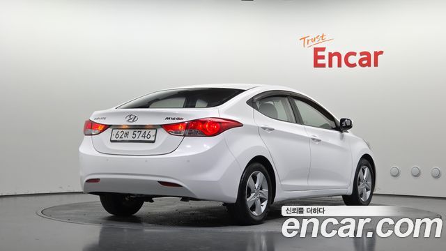 Hyundai AVANTE 2012 — photo 2