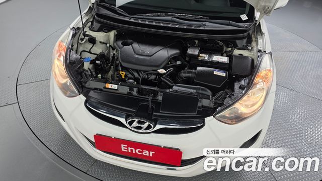 Hyundai AVANTE 2012 — photo 6
