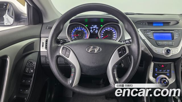 Hyundai AVANTE 2012 — photo 21