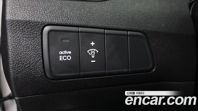 Hyundai AVANTE 2012 — photo 23