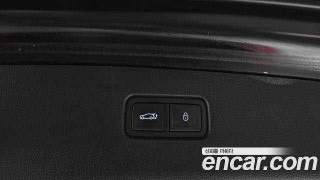 Genesis GV80 2022 — photo 16