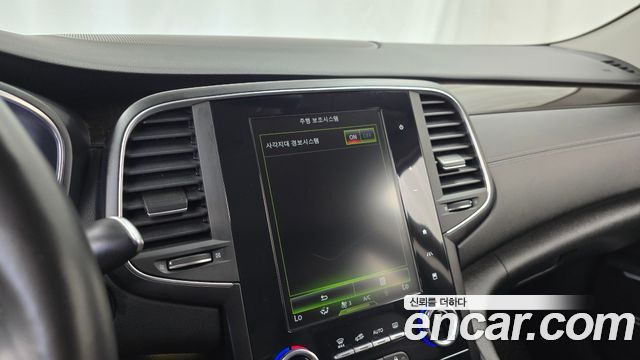 Renault Korea SM6 2016 — photo 21