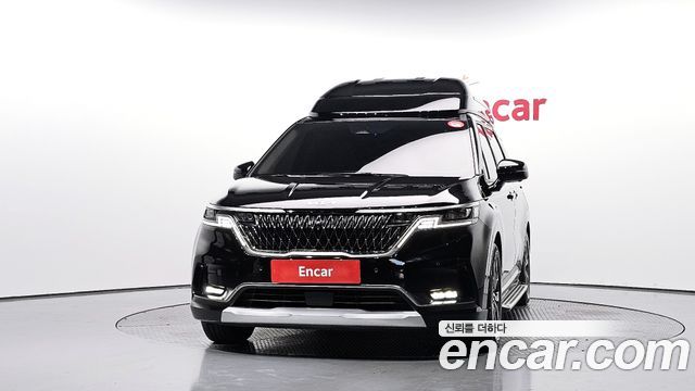 Kia Canival 2023 — photo 3