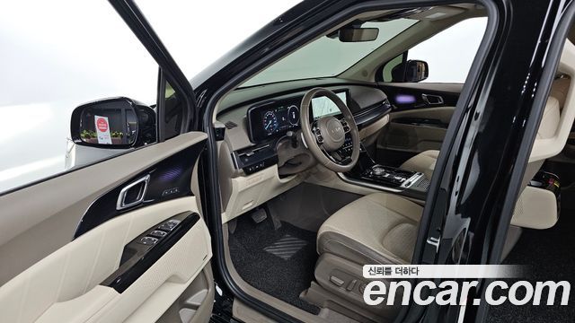Kia Canival 2023 — photo 10