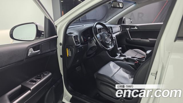 Kia Sportage 2018 — photo 13