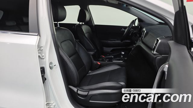 Kia Sportage 2018 — photo 17