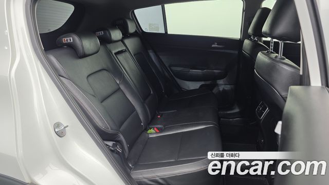 Kia Sportage 2018 — photo 18