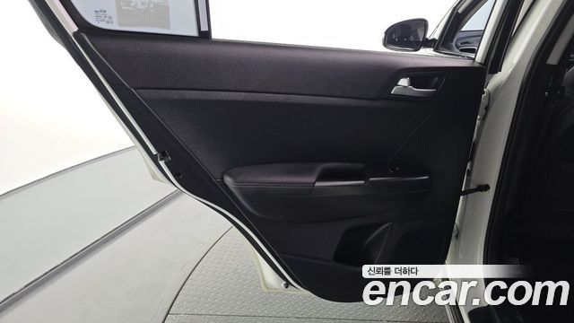 Kia Sportage 2018 — photo 15