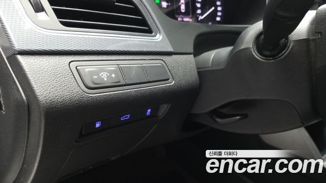 Hyundai Sonata 2016 — photo 26