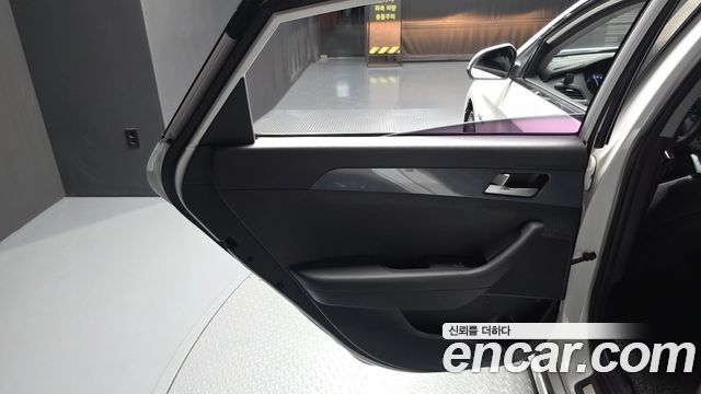 Hyundai Sonata 2016 — photo 15