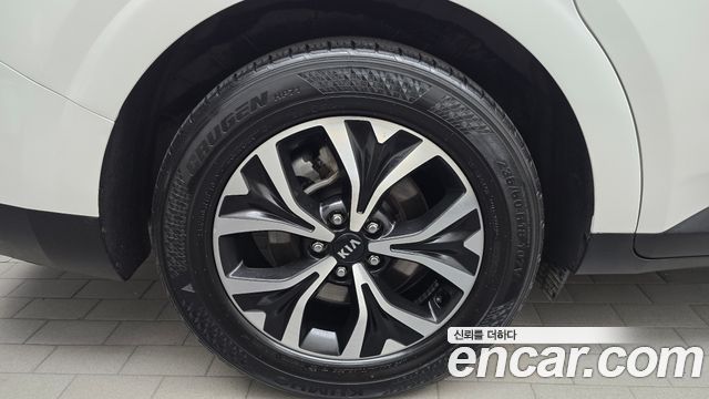 Kia Canival 2021 — photo 5