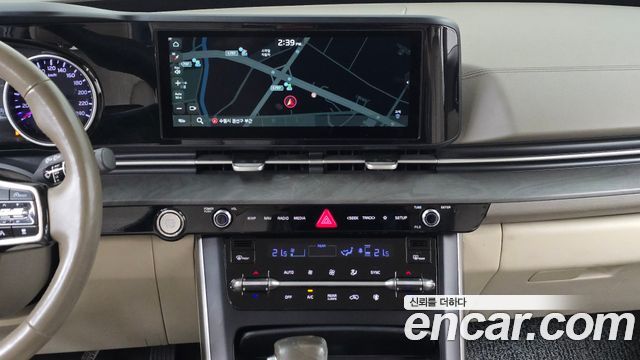 Kia Canival 2021 — photo 18