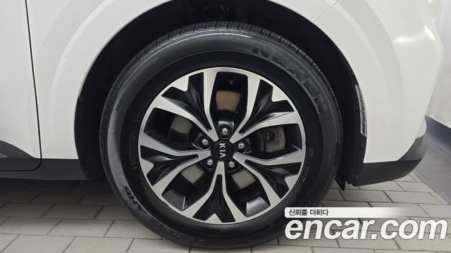 Kia Canival 2021 — photo 7