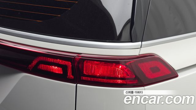 Kia Canival 2021 — photo 9