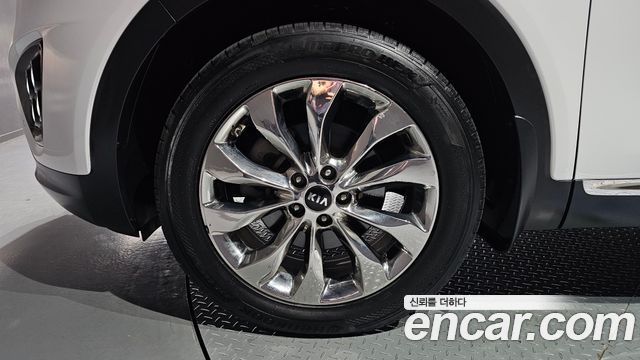 Kia Sorento 2017 — photo 5