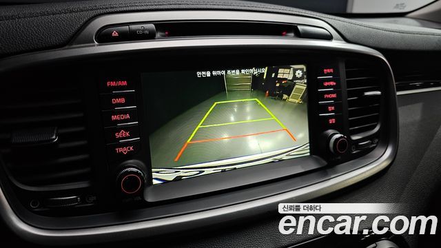 Kia Sorento 2017 — photo 14