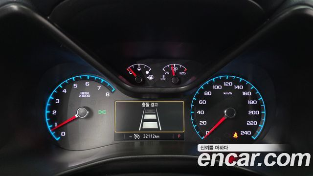 Chevrolet Korea Colorado 2022 — photo 11