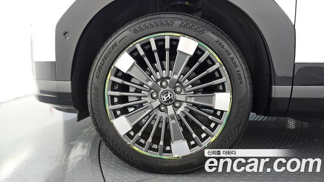 Hyundai Santafe 2025 — photo 5