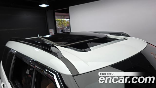 Hyundai Santafe 2025 — photo 18