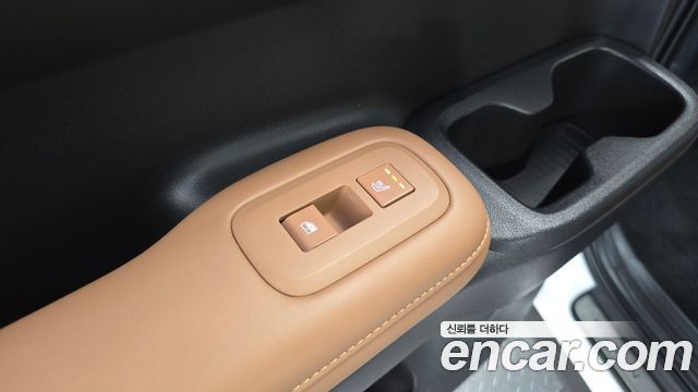 Hyundai Santafe 2025 — photo 19