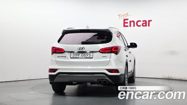 Hyundai Santafe 2016 — photo 4