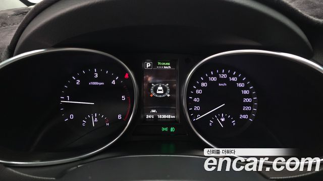 Hyundai Santafe 2016 — photo 8